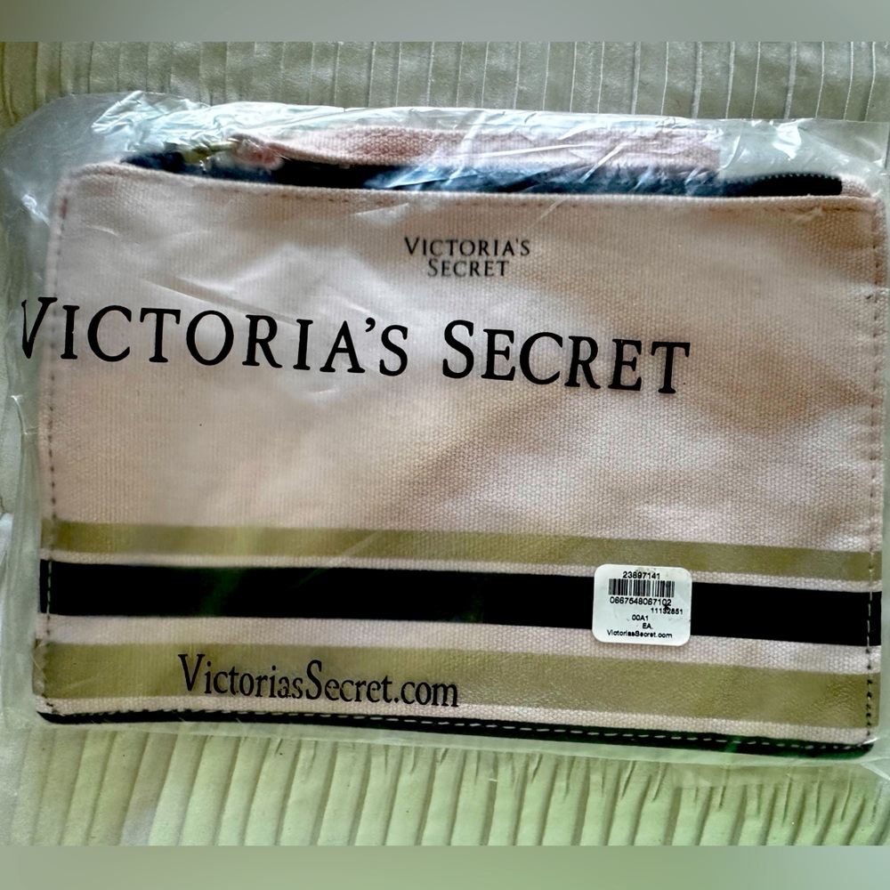 Victorias Secret makeup pouch